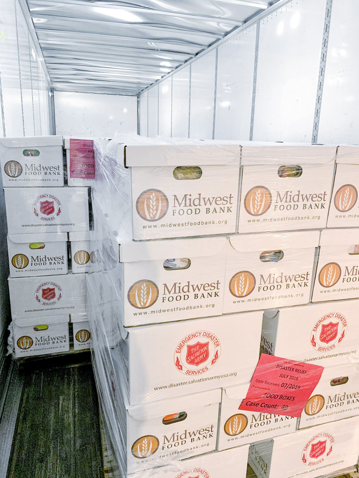 USDA food box program blessing from Illinois farms to plates